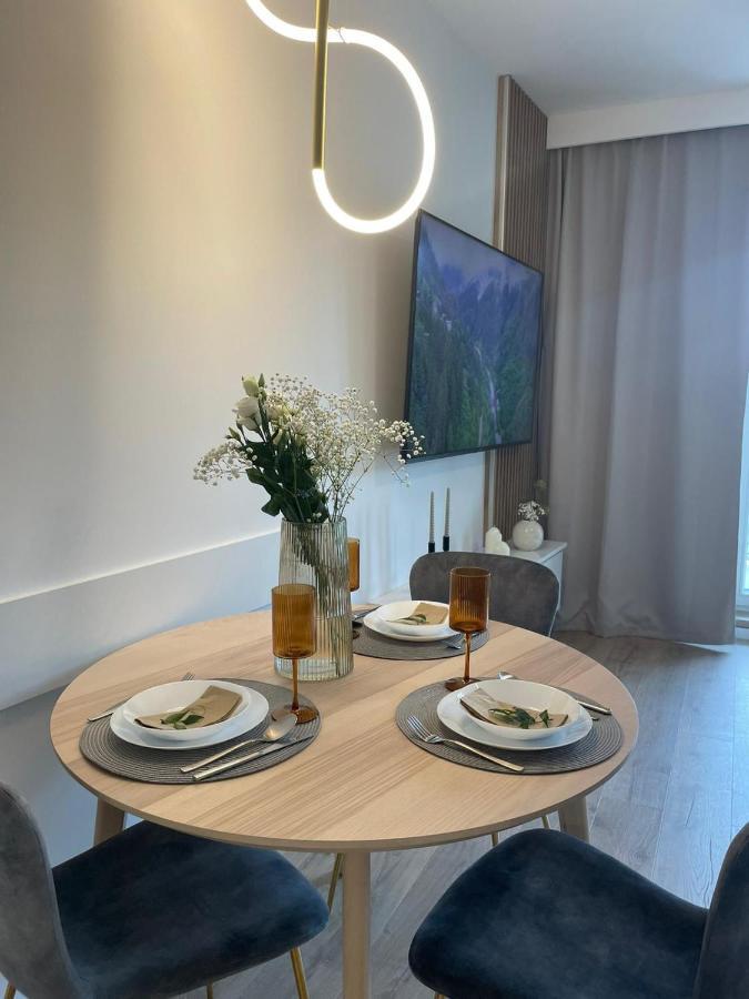 Apartament Kameralis Old Town - Klimatyzacja - Balkon - Winda Елблаг Екстериор снимка