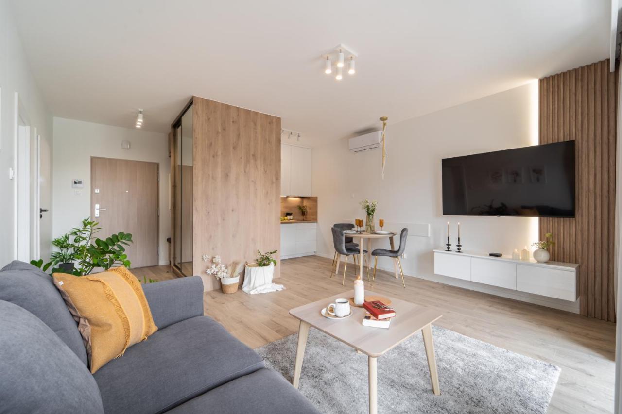 Apartament Kameralis Old Town - Klimatyzacja - Balkon - Winda Елблаг Екстериор снимка